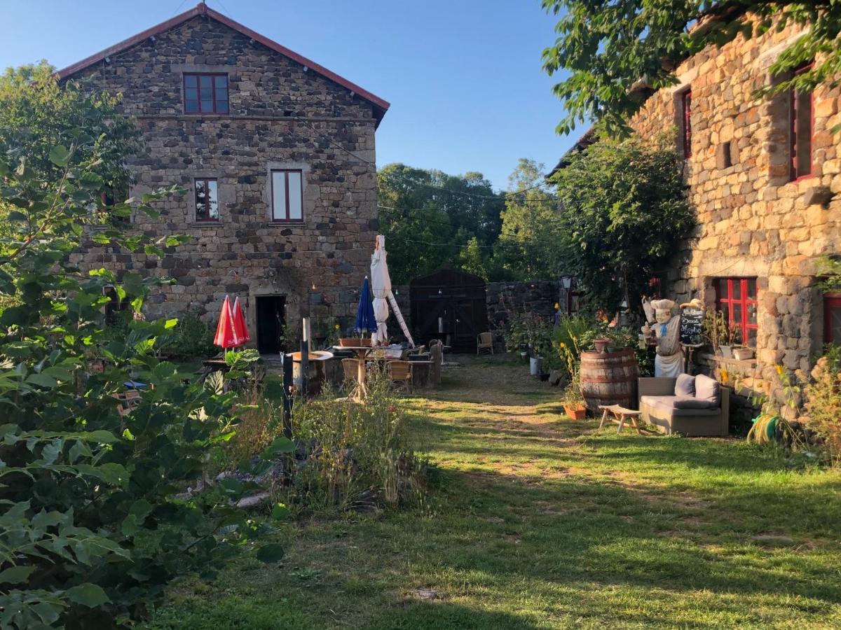 Bed and Breakfast Le Marconnès à Saint-Arcons-de-Barges Extérieur photo